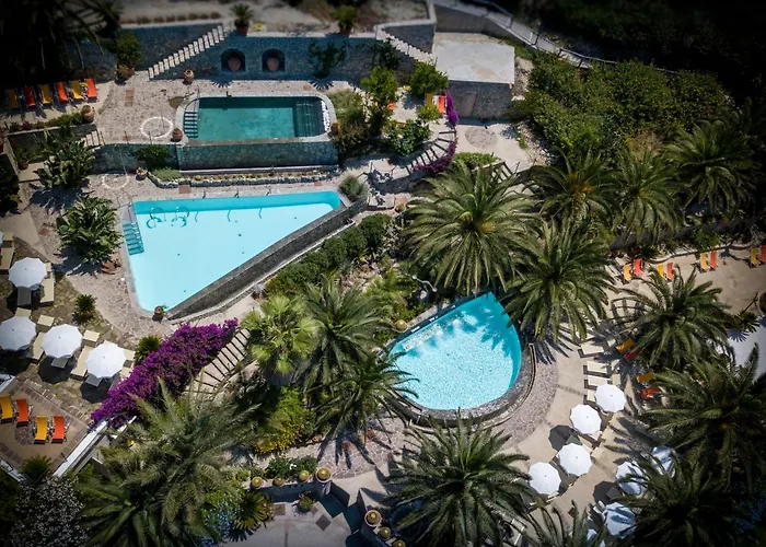 Semiramis Hotel De Charme & Pools
