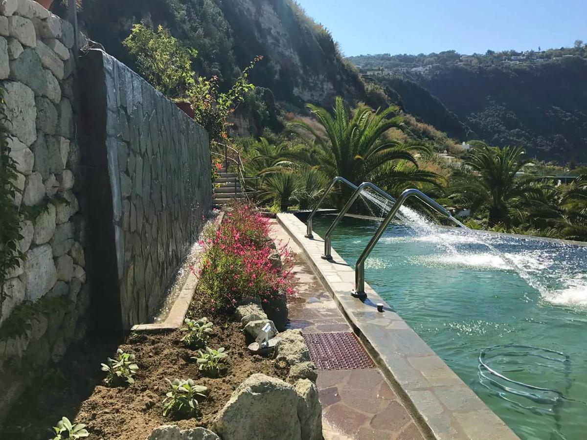 Semiramis De Charme & Pools Hotel