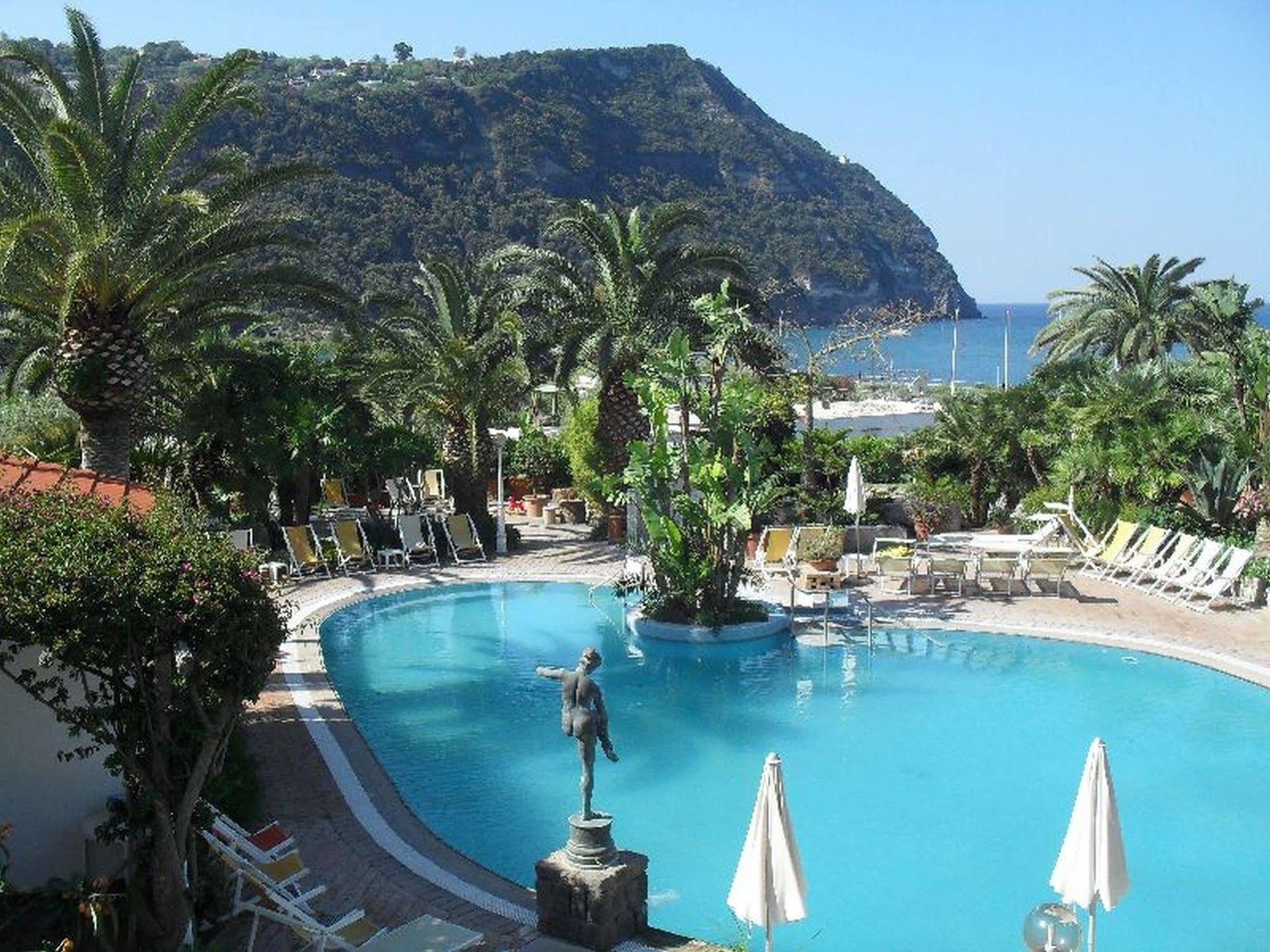 Semiramis De Charme & Pools Forio di Ischia