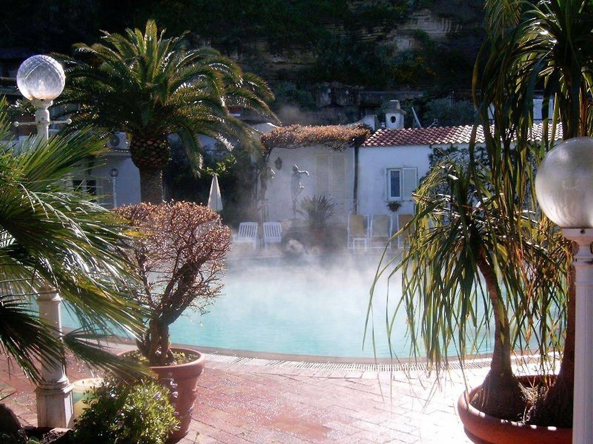 Semiramis De Charme & Pools Forio di Ischia